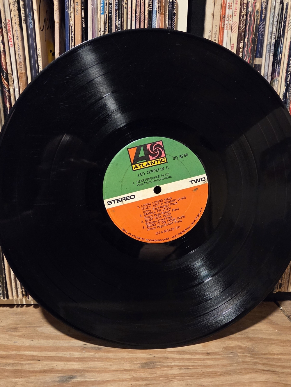 Led Zeppelin II Vinyl Record - vintage 1969 - Picture 5 of 7